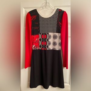 Joseph Ribkoff Women’s Long Sleeve Dress. Size 4. Color red, black, and white.